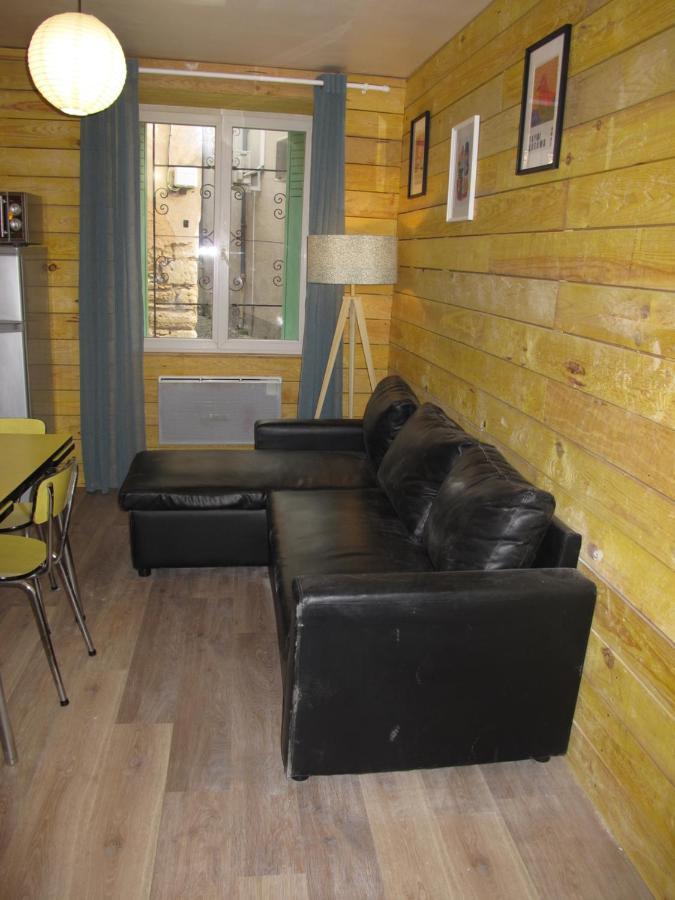 Appartement T1 Bis Cosy Avec Patio 17 Bis Tourbes Zewnętrze zdjęcie