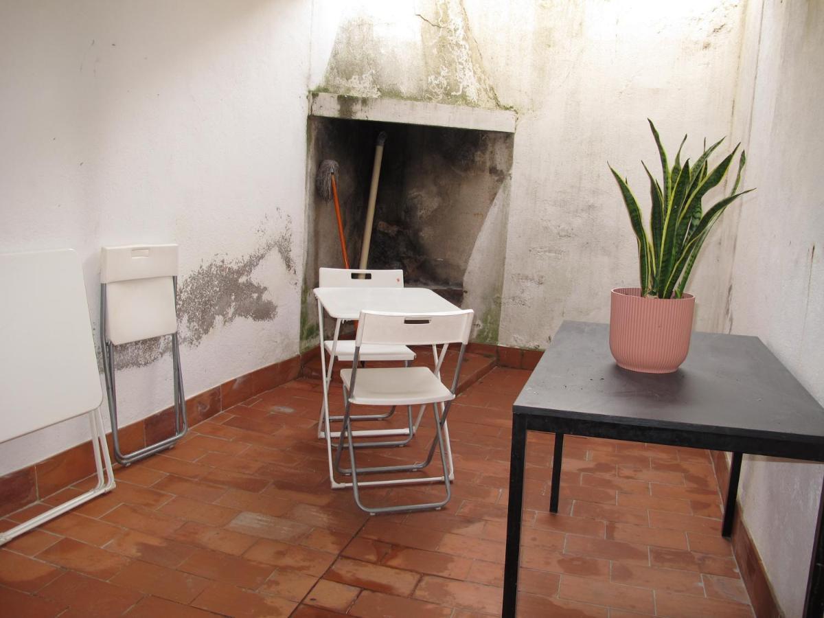 Appartement T1 Bis Cosy Avec Patio 17 Bis Tourbes Zewnętrze zdjęcie